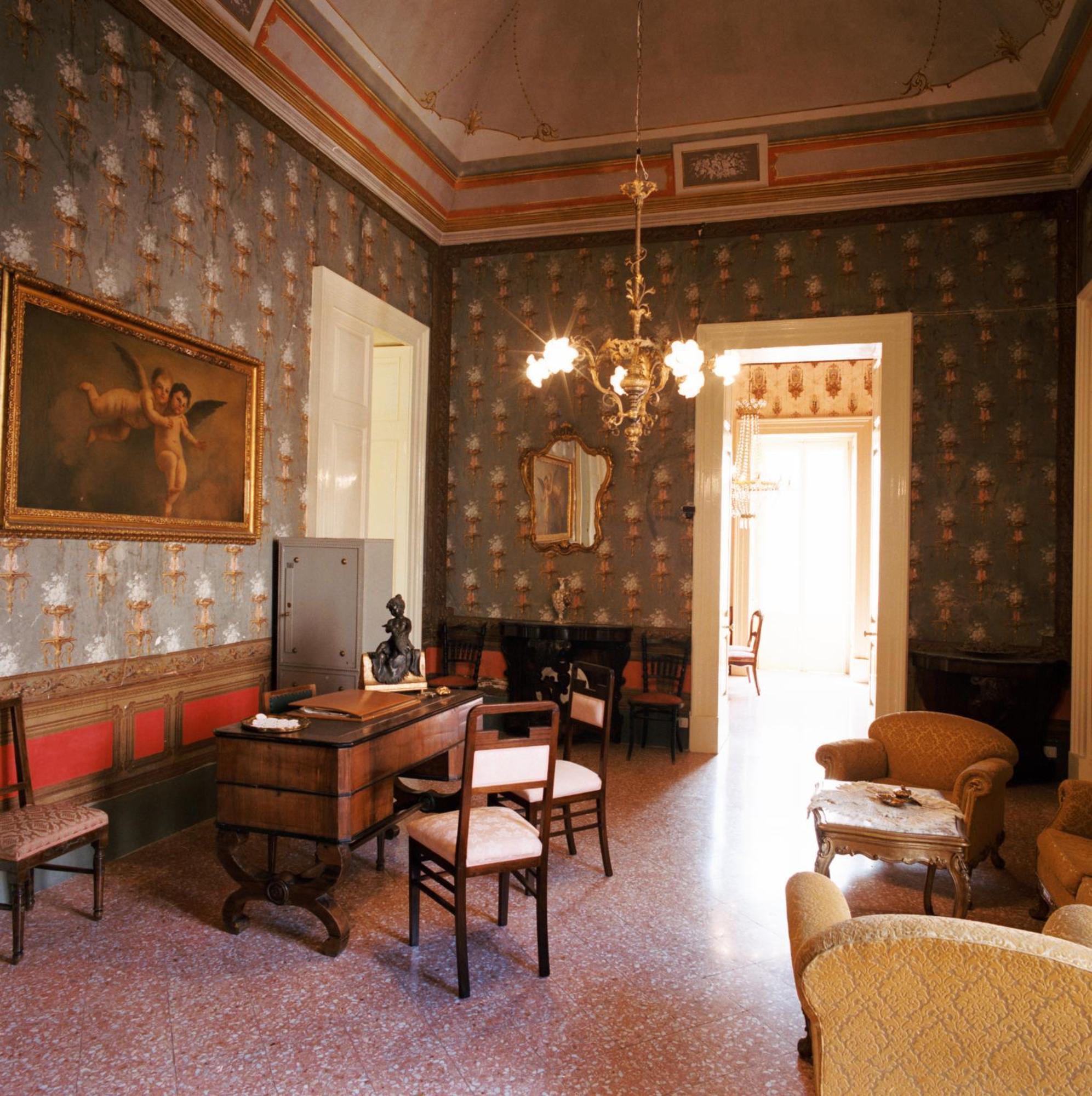 Palazzo Leuzzi B&B Ґалатоне Екстер'єр фото